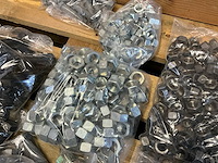 Bouten en moeren - afbeelding 3 van  5