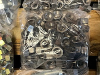 Bouten en moeren - afbeelding 5 van  5