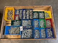 Bouten en moeren - afbeelding 1 van  7