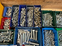 Bouten en moeren - afbeelding 4 van  7