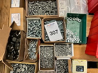 Bouten en moeren - afbeelding 4 van  5