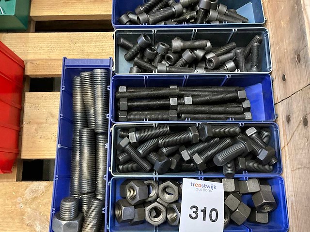 Bouten en moeren - afbeelding 3 van  4