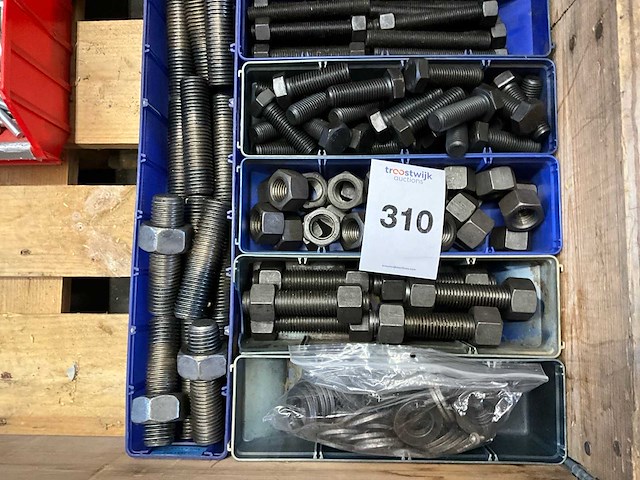 Bouten en moeren - afbeelding 4 van  4