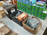 Bouten en moeren - afbeelding 2 van  5