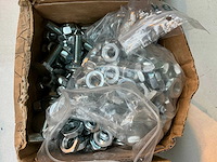 Bouten en moeren - afbeelding 3 van  5