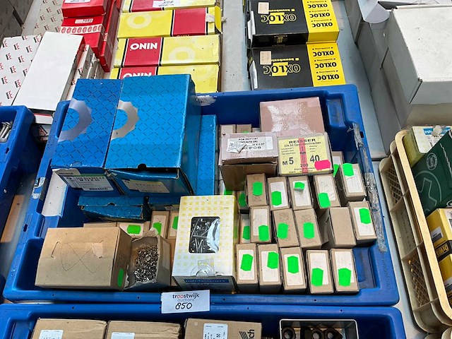 Bouten en moeren - afbeelding 2 van  6