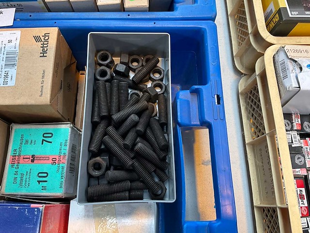 Bouten en moeren - afbeelding 4 van  6