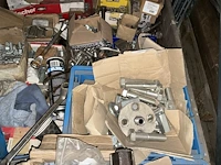 Bouten en moeren - afbeelding 5 van  6