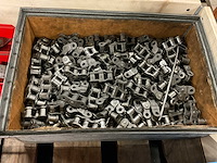 Bouten en ringen - afbeelding 4 van  9