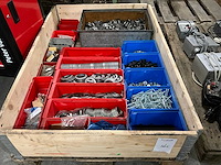 Bouten en ringen - afbeelding 1 van  9