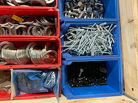 Bouten en ringen - afbeelding 9 van  9