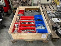 Bouten en ringen - afbeelding 1 van  10