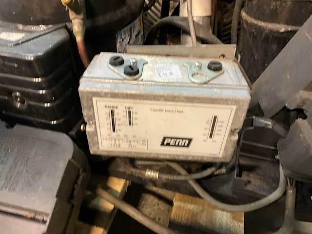 Bouter koelcompressor (3x) - afbeelding 15 van  15