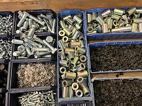 Bouw- en bevestigingsmateriaal - afbeelding 4 van  7