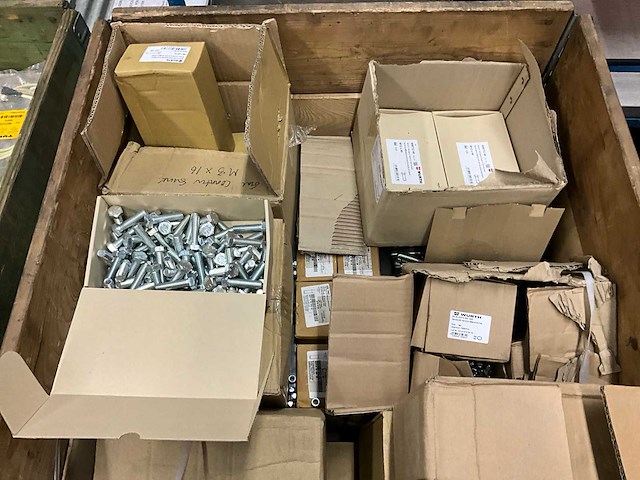 Bouw- en bevestigingsmateriaal - afbeelding 3 van  6