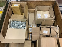 Bouw- en bevestigingsmateriaal - afbeelding 3 van  6