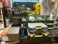 Bouw- en bevestigingsmateriaal - afbeelding 3 van  7