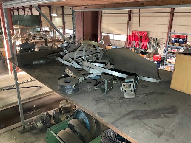 Bouw- en bevestigingsmateriaal - afbeelding 16 van  24