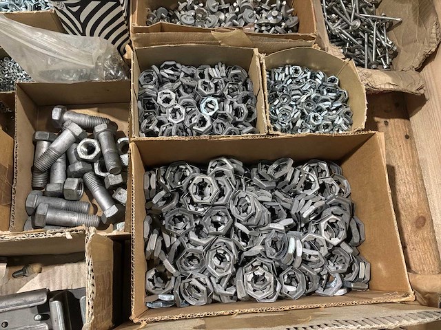 Bouw- en bevestigingsmateriaal - afbeelding 6 van  6