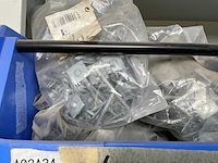 Bouw- en bevestigingsmateriaal - afbeelding 1 van  1
