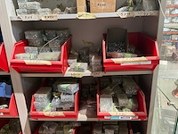 Bouw- en bevestigingsmateriaal - afbeelding 3 van  8