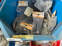 Bouw- en bevestigingsmateriaal - afbeelding 5 van  12