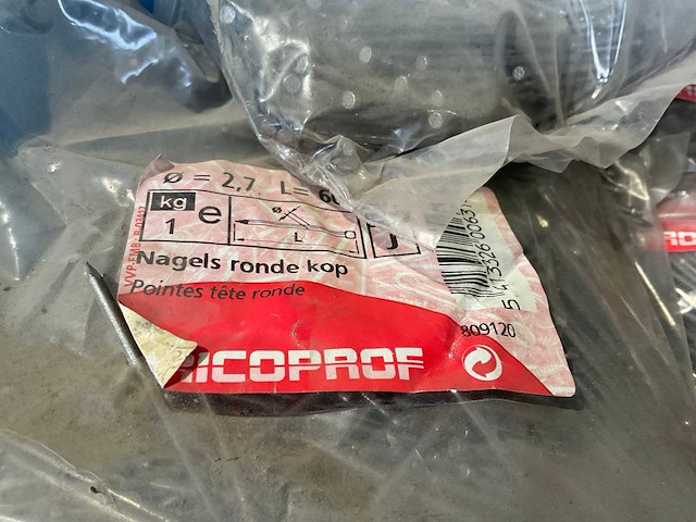 Bouw- en bevestigingsmateriaal - afbeelding 12 van  12