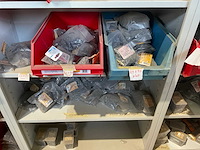 Bouw- en bevestigingsmateriaal - afbeelding 13 van  14