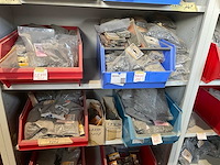 Bouw- en bevestigingsmateriaal - afbeelding 7 van  14