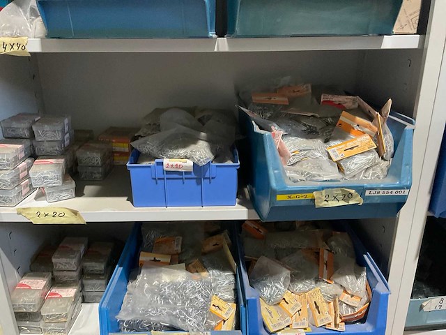 Bouw- en bevestigingsmateriaal - afbeelding 4 van  10