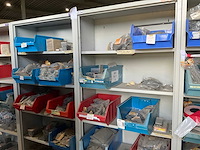 Bouw- en bevestigingsmateriaal - afbeelding 1 van  15