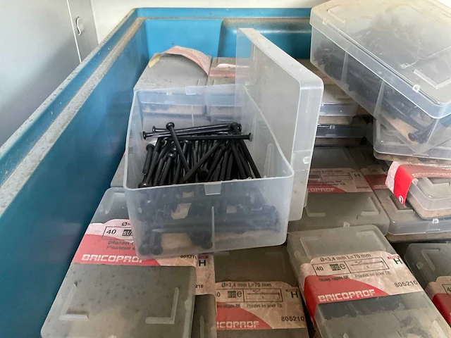 Bouw- en bevestigingsmateriaal - afbeelding 5 van  15