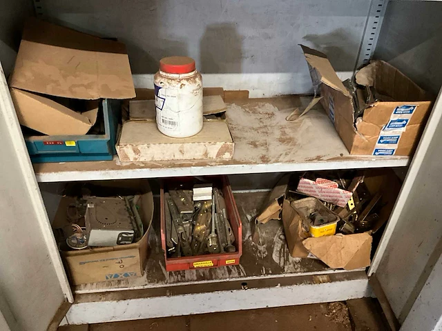 Bouw- en bevestigingsmateriaal - afbeelding 18 van  21