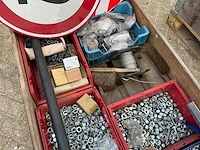 Bouw- en bevestigingsmateriaal - afbeelding 3 van  4