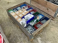 Bouw- en bevestigingsmateriaal