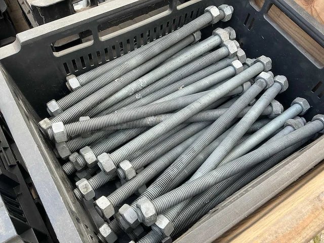 Bouw- en bevestigingsmateriaal - afbeelding 4 van  4