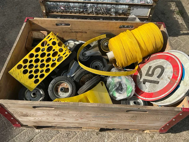 Bouw- en bevestigingsmateriaal - afbeelding 6 van  6