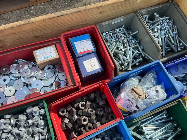Bouw- en bevestigingsmateriaal - afbeelding 5 van  5