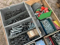 Bouw- en bevestigingsmateriaal - afbeelding 2 van  4