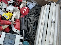 Bouw- en bevestigingsmateriaal - afbeelding 3 van  4