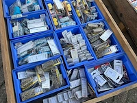 Bouw- en bevestigingsmateriaal - afbeelding 4 van  5