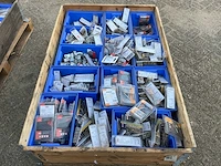 Bouw- en bevestigingsmateriaal - afbeelding 2 van  6