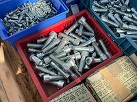 Bouw- en bevestigingsmateriaal - afbeelding 2 van  5