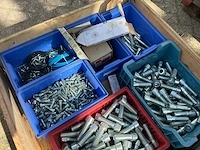 Bouw- en bevestigingsmateriaal - afbeelding 4 van  5