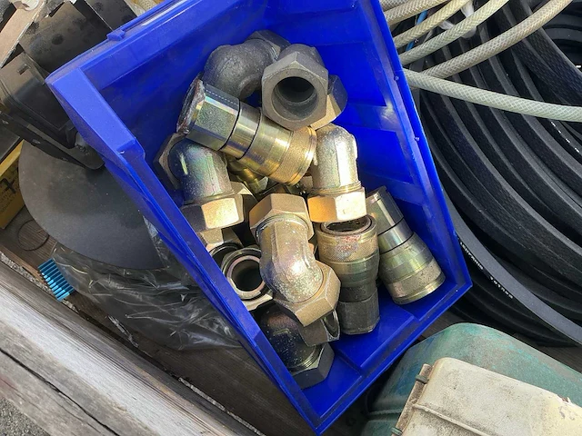 Bouw- en bevestigingsmateriaal - afbeelding 2 van  6