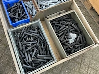 Bouw- en bevestigingsmateriaal - afbeelding 3 van  4