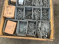 Bouw- en bevestigingsmateriaal - afbeelding 3 van  5