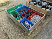 Bouw- en bevestigingsmateriaal