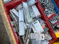 Bouw- en bevestigingsmateriaal - afbeelding 5 van  7