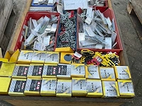 Bouw- en bevestigingsmateriaal - afbeelding 7 van  7